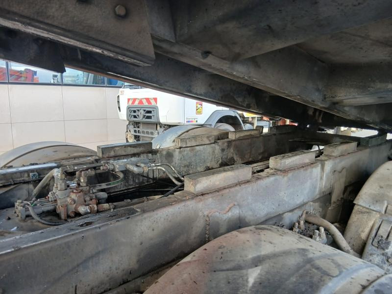 Caminhão basculante Renault Lander 430 DXI: foto 11