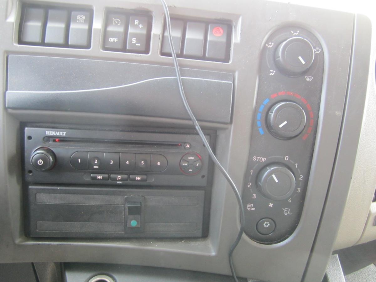 Caminhão furgão Renault Midlum 280 DXI: foto 10