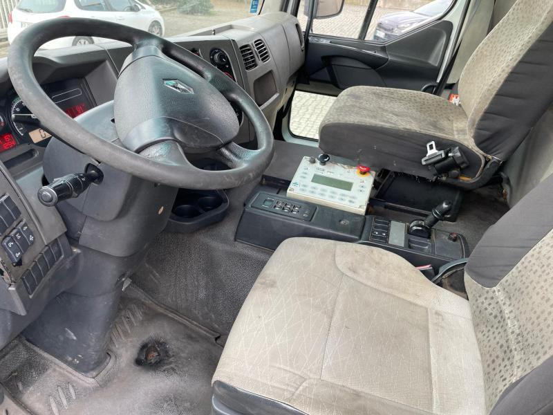 Renault Premium 270 DXI - Caminhão de lixo: foto 5 Renault Premium 270 DXI - Caminhão de lixo: foto 5