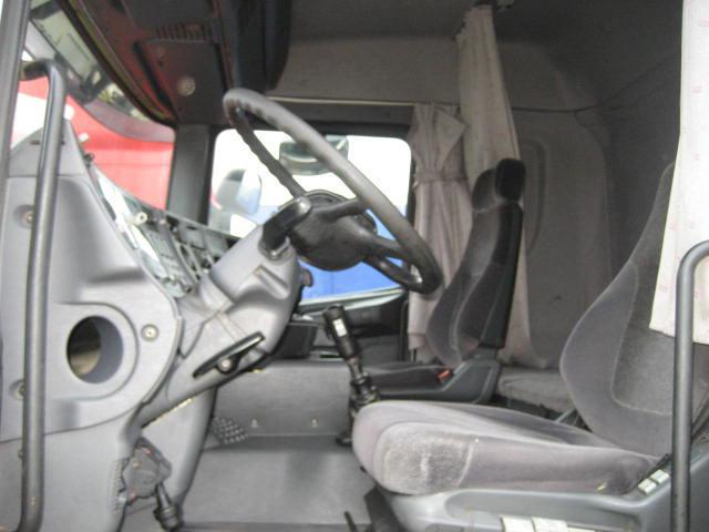 Scania L 114L380 - Tractor: foto 2 Scania L 114L380 - Tractor: foto 2