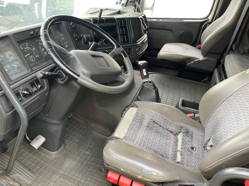Volvo FH12 380 - Tractor: foto 5 Volvo FH12 380 - Tractor: foto 5