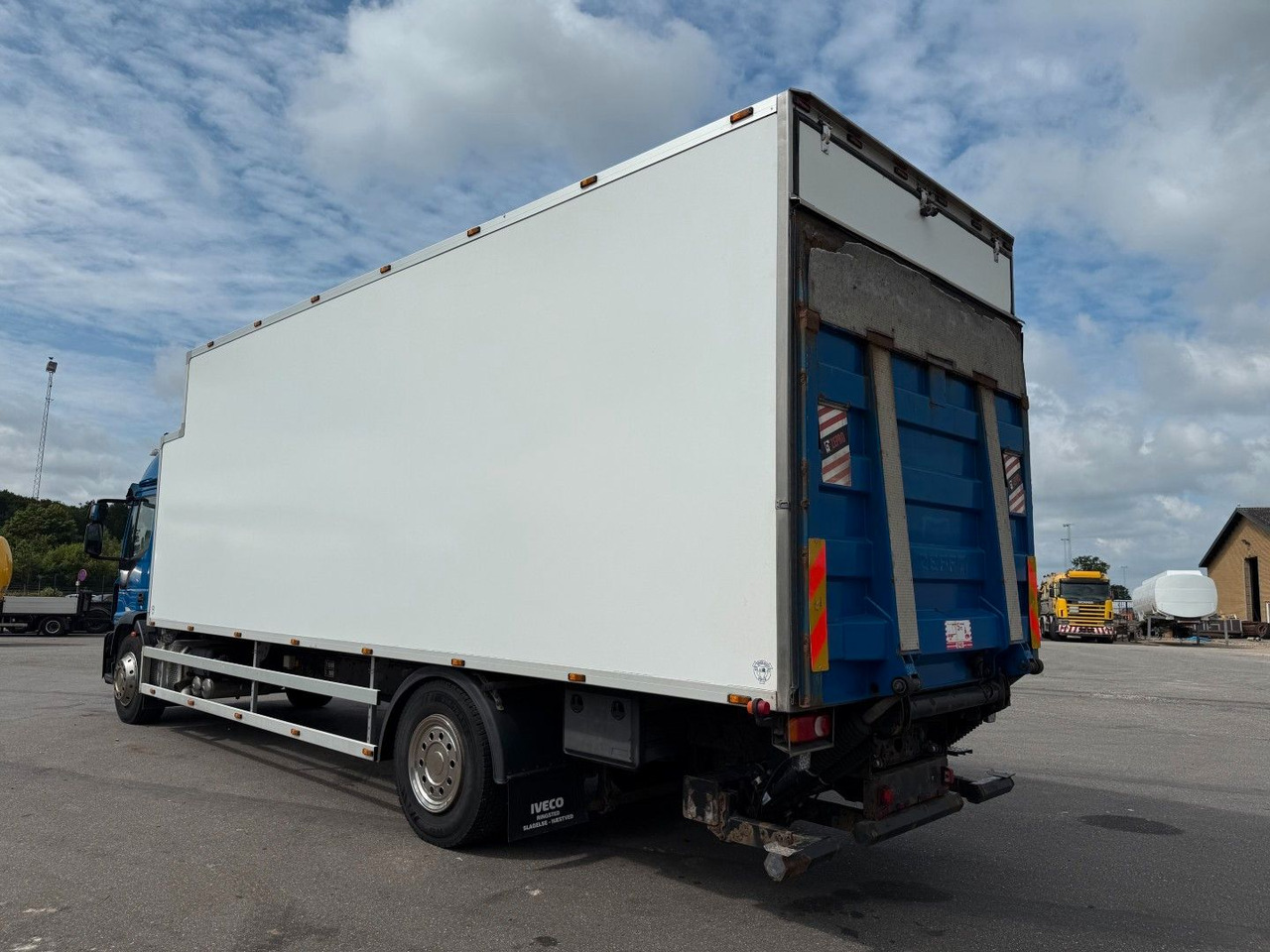 Iveco EuroCargo 180 E28 4x2 Thermo King T-1000R - Caminhão frigorífico: foto 4 Iveco EuroCargo 180 E28 4x2 Thermo King T-1000R - Caminhão frigorífico: foto 4