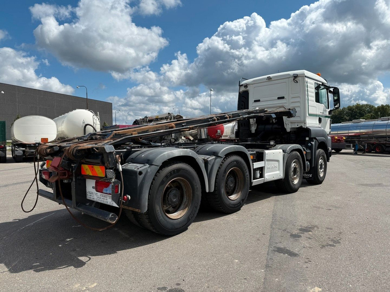 MAN TGS 35.500 8x4 HMF Tipper / Kipper / Euro 6 - Caminhão basculante: foto 3 MAN TGS 35.500 8x4 HMF Tipper / Kipper / Euro 6 - Caminhão basculante: foto 3
