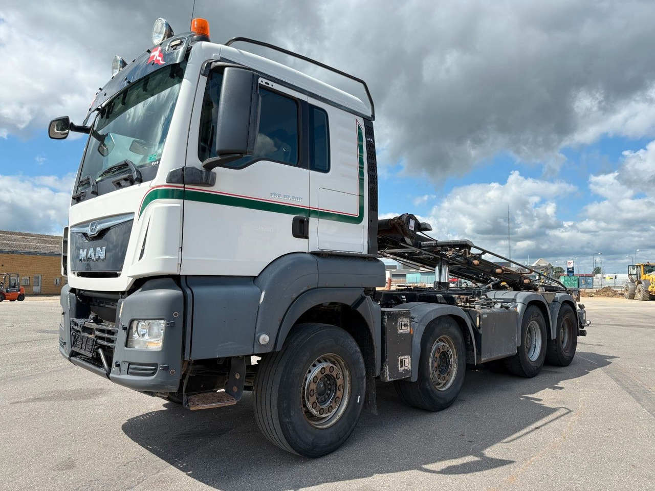 MAN TGS 35.500 8x4 HMF Tipper / Kipper / Euro 6 - Caminhão basculante: foto 1 MAN TGS 35.500 8x4 HMF Tipper / Kipper / Euro 6 - Caminhão basculante: foto 1