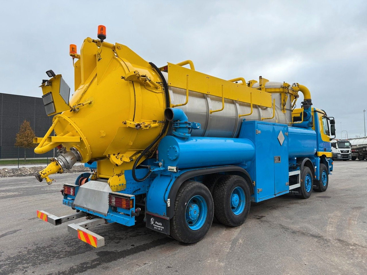 Mercedes-Benz Actros 4140 8x4 KOKS MEGAVAC 8000 ADR Dry Vac - Caminhão limpa fossa: foto 3 Mercedes-Benz Actros 4140 8x4 KOKS MEGAVAC 8000 ADR Dry Vac - Caminhão limpa fossa: foto 3