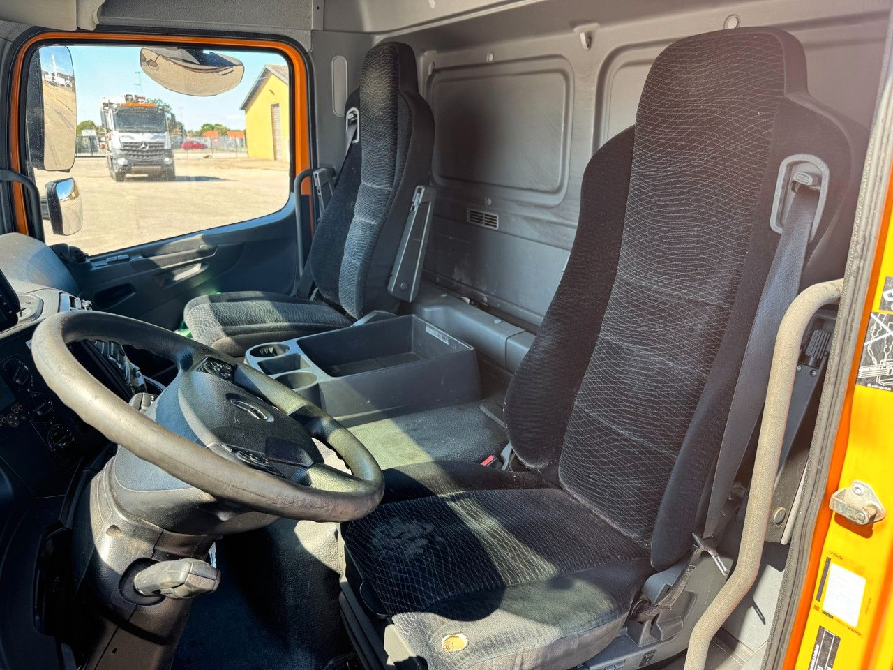 Mercedes-Benz Atego 1223 4x2 Euro 6 Hvidtved Cityflex 204 - Caminhão limpa fossa: foto 5 Mercedes-Benz Atego 1223 4x2 Euro 6 Hvidtved Cityflex 204 - Caminhão limpa fossa: foto 5