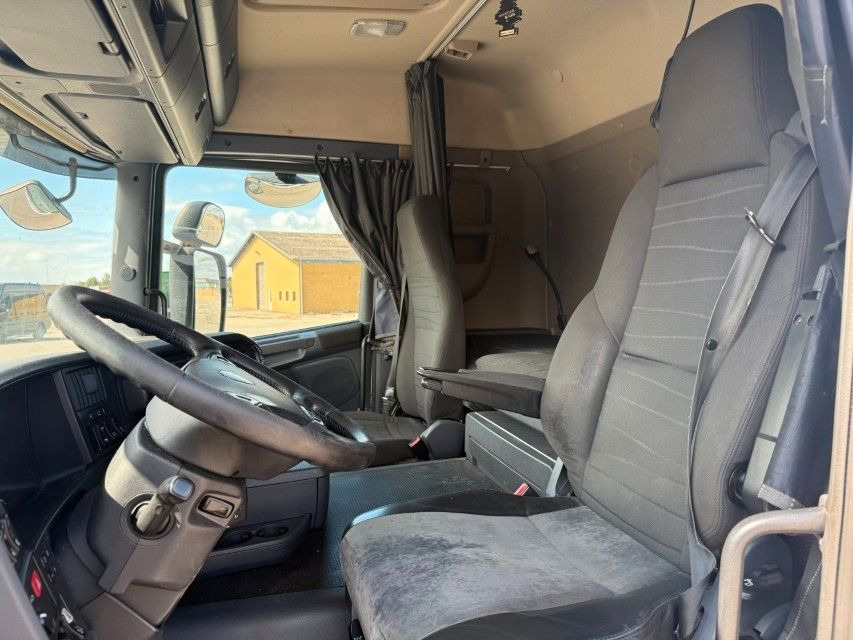 Scania G450 LB 8x2*6 MNB ADR Chassis / Retarder - Caminhão chassi: foto 5 Scania G450 LB 8x2*6 MNB ADR Chassis / Retarder - Caminhão chassi: foto 5