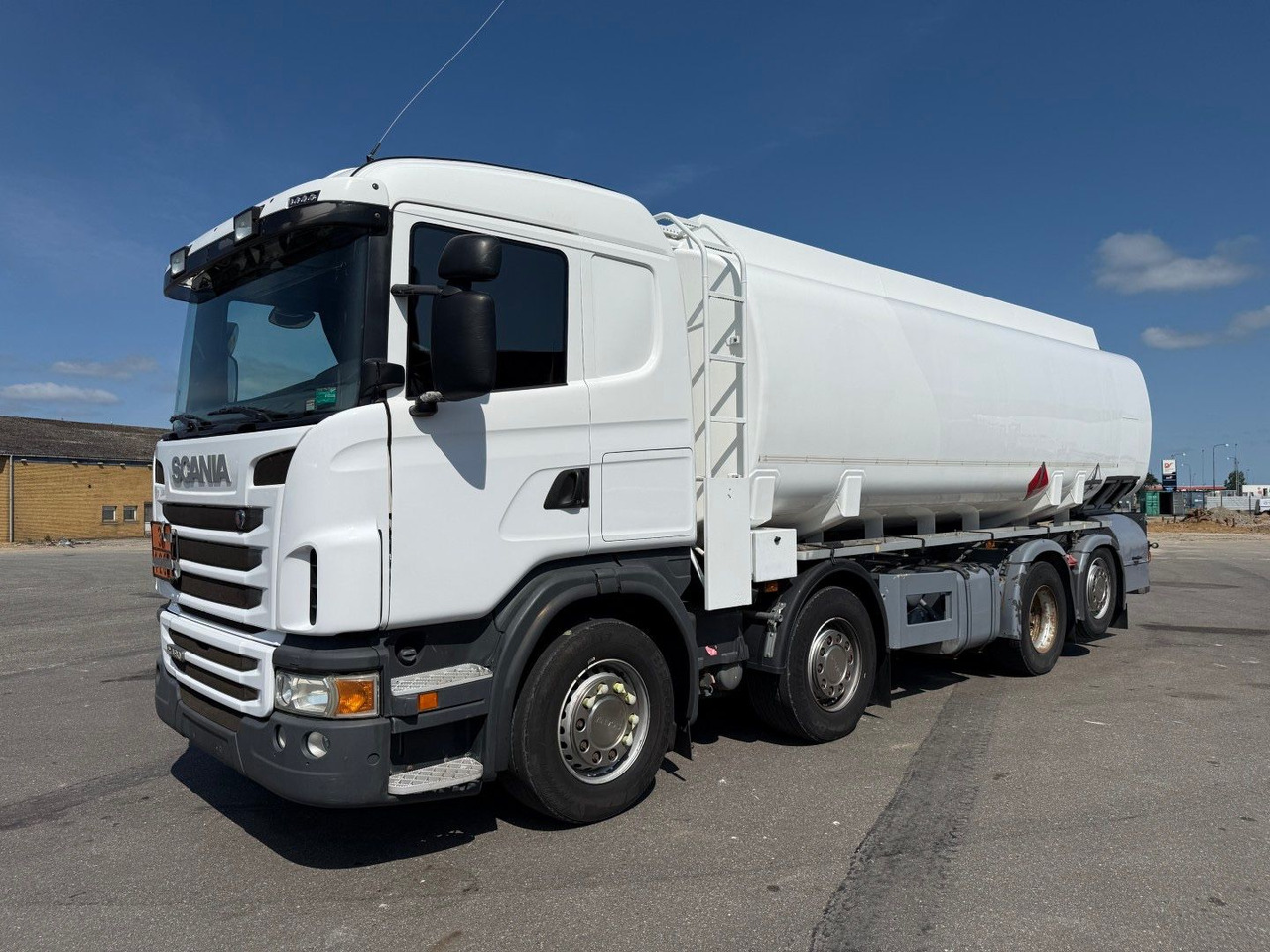 Scania G480 8x2*6 24.000 L / 5 compartments / ADR Tank - Caminhão tanque: foto 1 Scania G480 8x2*6 24.000 L / 5 compartments / ADR Tank - Caminhão tanque: foto 1