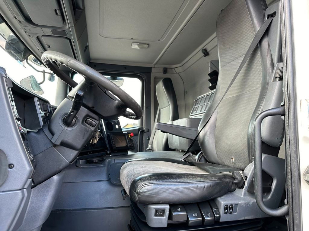 Scania P320 6x2*4 JOAB Anaconda MD 22,1 m3 / Müllwagen Scania P320 6x2*4 JOAB Anaconda MD 22,1 m3 / Müllwagen - Caminhão de lixo: foto 5 Scania P320 6x2*4 JOAB Anaconda MD 22,1 m3 / Müllwagen Scania P320 6x2*4 JOAB Anaconda MD 22,1 m3 / Müllwagen - Caminhão de lixo: foto 5