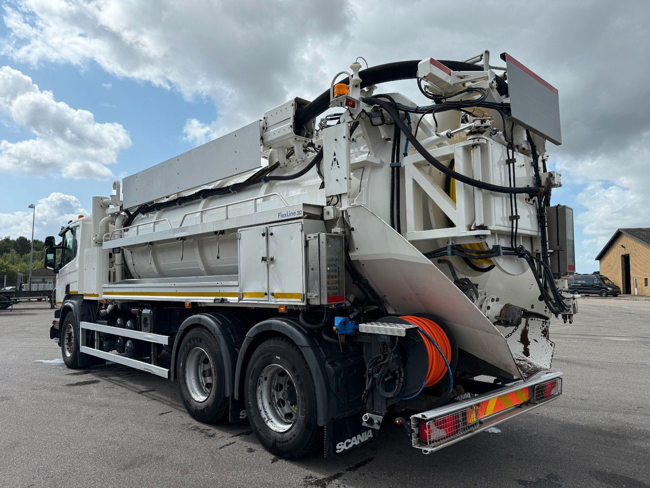 Scania P360 Euro 6 6x4 RHD Hvidtved Larsen FlexLine 312 - Caminhão limpa fossa: foto 3 Scania P360 Euro 6 6x4 RHD Hvidtved Larsen FlexLine 312 - Caminhão limpa fossa: foto 3