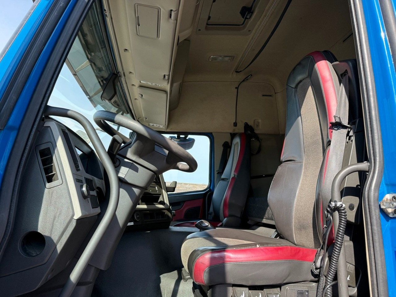 Volvo FM 410 4x2 Globetrotter Euro 6 - Tractor: foto 5 Volvo FM 410 4x2 Globetrotter Euro 6 - Tractor: foto 5