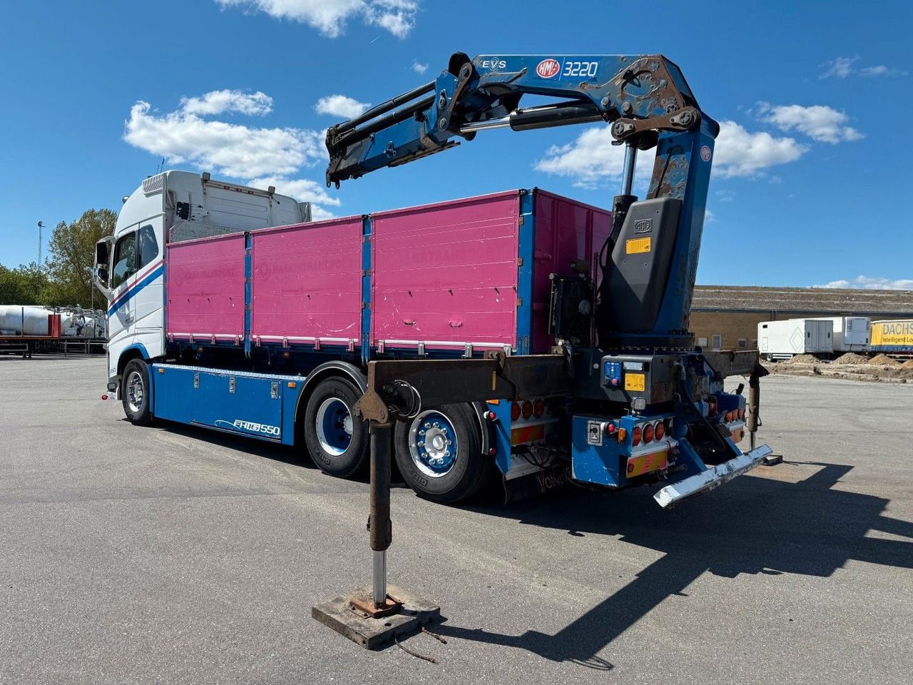 Volvo FH 16.550 6x2*4 / Crane HMF 3220K4 Euro 6 - Caminhão grua: foto 5 Volvo FH 16.550 6x2*4 / Crane HMF 3220K4 Euro 6 - Caminhão grua: foto 5