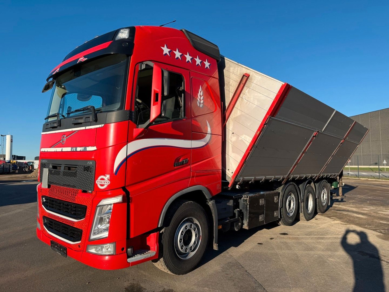 Volvo FH 500 8x2*6 Tipper / Kran / Crane / HMF 2120 - Caminhão grua: foto 5 Volvo FH 500 8x2*6 Tipper / Kran / Crane / HMF 2120 - Caminhão grua: foto 5