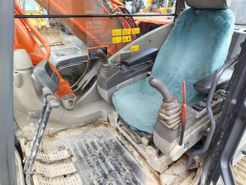 Hitachi ZX280LC-3H - Escavadora de rastos: foto 5 Hitachi ZX280LC-3H - Escavadora de rastos: foto 5