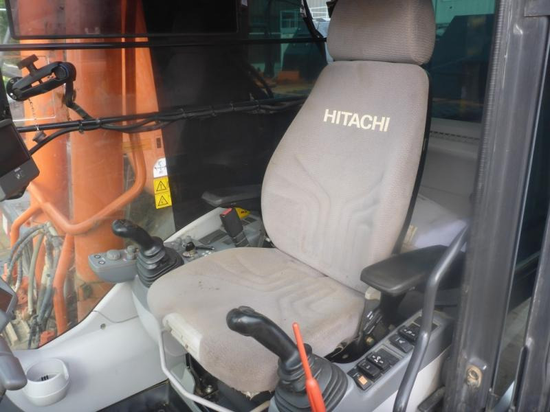 Hitachi ZX300LCN-6 - Escavadora de rastos: foto 5 Hitachi ZX300LCN-6 - Escavadora de rastos: foto 5