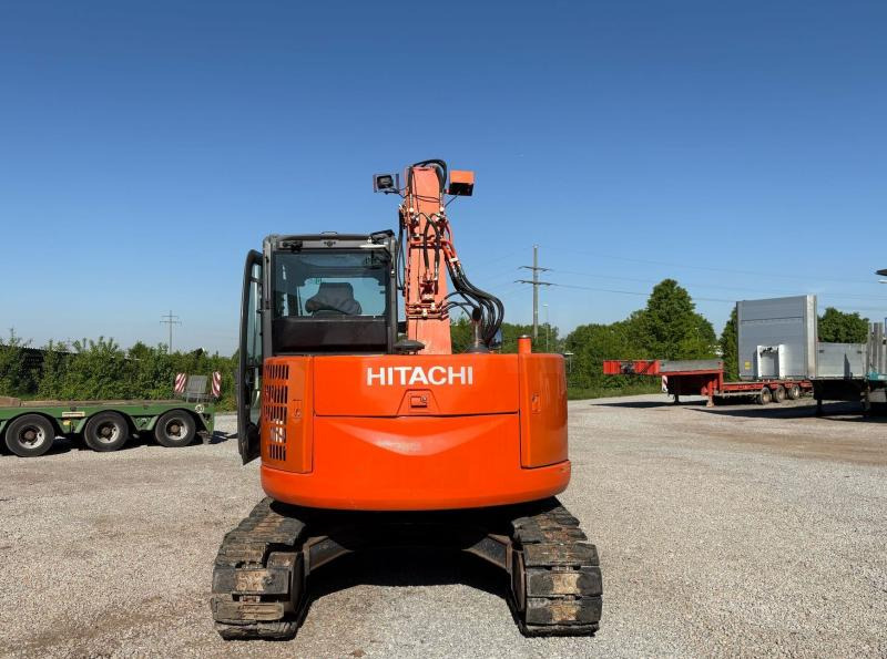 Hitachi ZX85US-3 - Mini escavadeira: foto 3 Hitachi ZX85US-3 - Mini escavadeira: foto 3