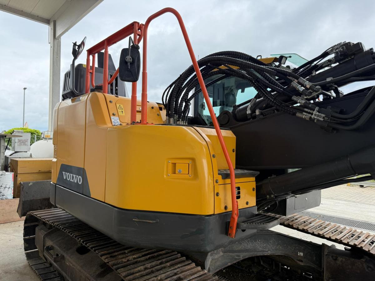 Volvo ECR235EL - Escavadora de rastos: foto 4 Volvo ECR235EL - Escavadora de rastos: foto 4