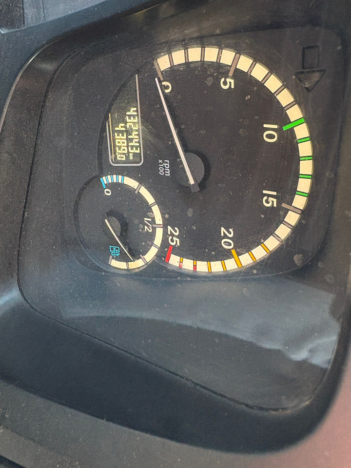 Mercedes Arocs 3240 - Camião de caixa aberta/ Plataforma: foto 5 Mercedes Arocs 3240 - Camião de caixa aberta/ Plataforma: foto 5