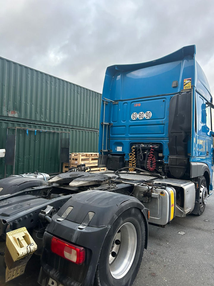 DAF XF 530 - Tractor: foto 4 DAF XF 530 - Tractor: foto 4