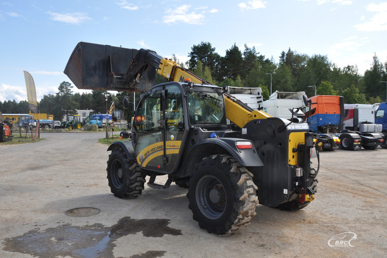 New Holland TH 7.42 - Pá carregadora telescópica: foto 4 New Holland TH 7.42 - Pá carregadora telescópica: foto 4