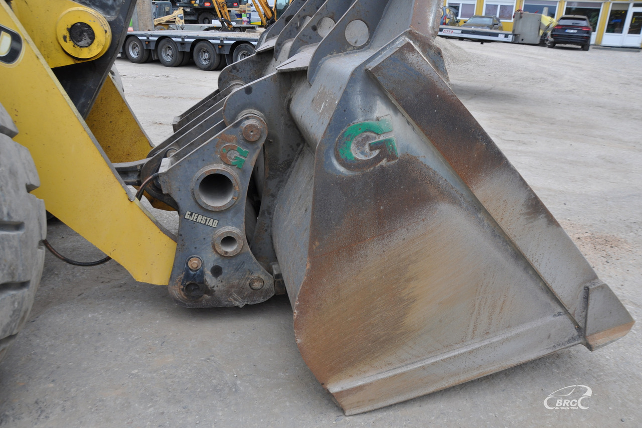 Carregadeira de rodas New Holland W270B: foto 9