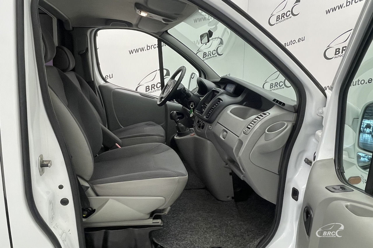 Opel Vivaro - Campervan: foto 4 Opel Vivaro - Campervan: foto 4