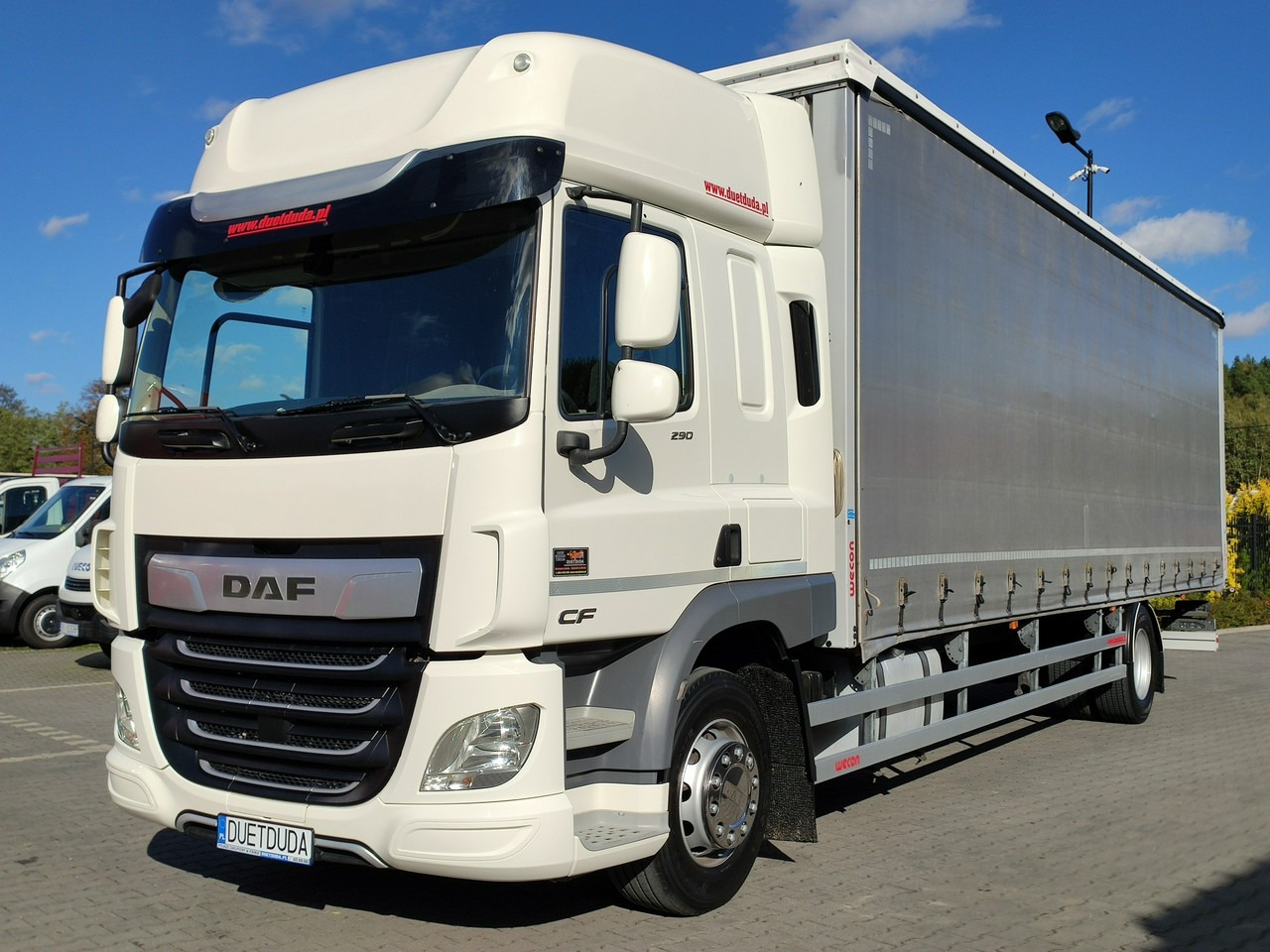 DAF CF 290 E6 Firana Tył Drzwi Dach Podnoszony / Zsuwany Długi 9.30m - Caminhão com lona: foto 4 DAF CF 290 E6 Firana Tył Drzwi Dach Podnoszony / Zsuwany Długi 9.30m - Caminhão com lona: foto 4