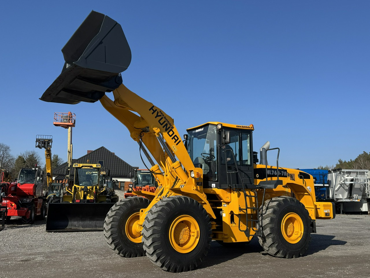 Hyundai HL760-7A Centralne Smarowanie waga-18 ton - Carregadeira de rodas: foto 1 Hyundai HL760-7A Centralne Smarowanie waga-18 ton - Carregadeira de rodas: foto 1