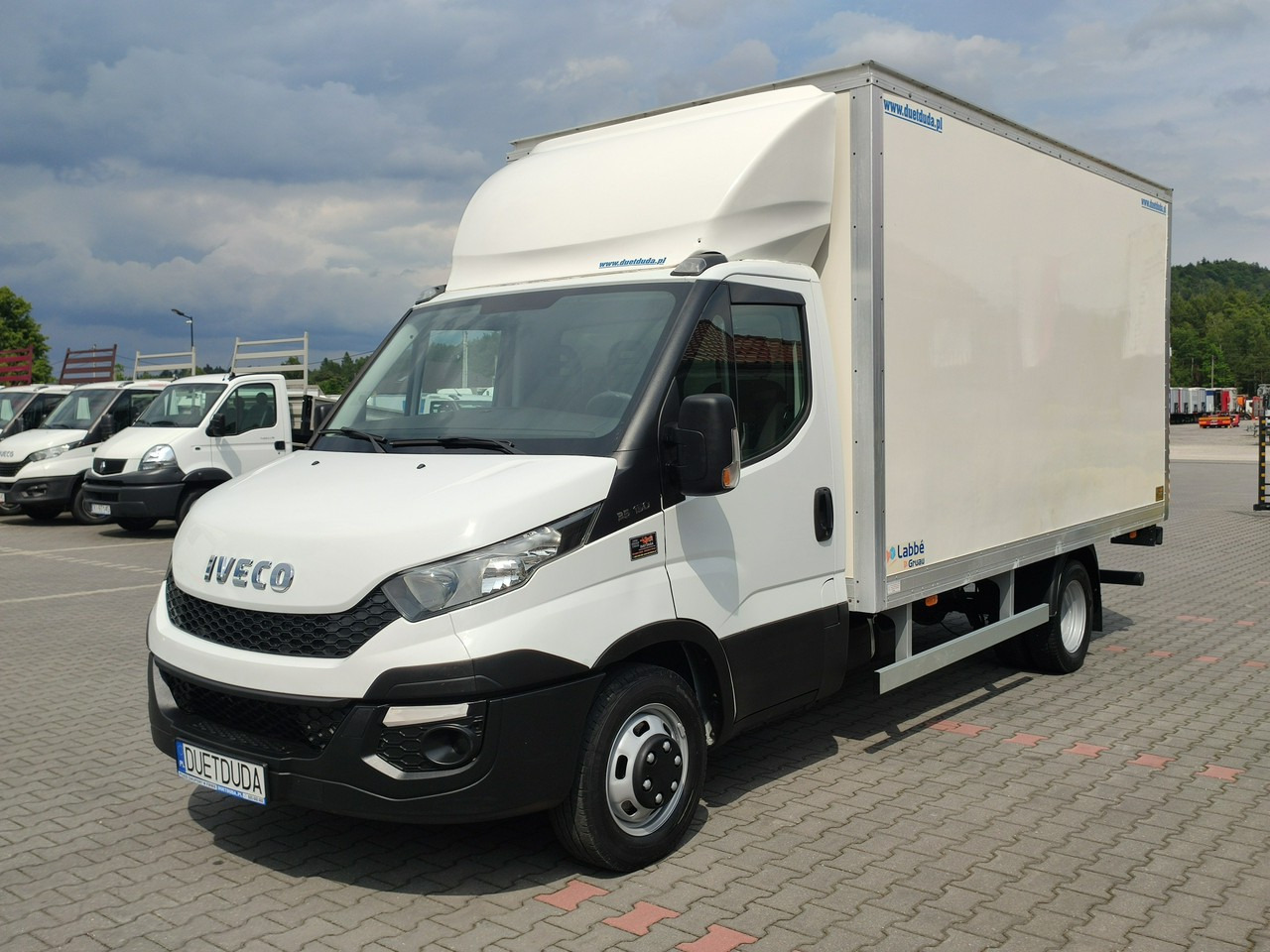 Iveco Daily 35C15 - Carrinha de contentor: foto 4 Iveco Daily 35C15 - Carrinha de contentor: foto 4