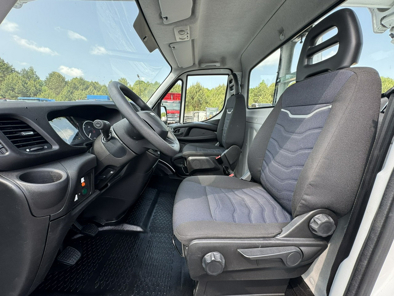 Locação de Iveco Daily 35S14 Iveco Daily 35S14: foto 24