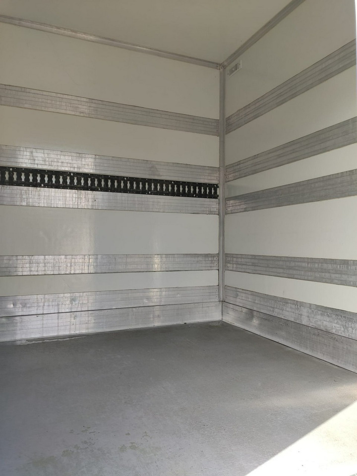 Carrinha de contentor Iveco Daily 50C15 V: foto 31 Carrinha de contentor Iveco Daily 50C15 V: foto 31