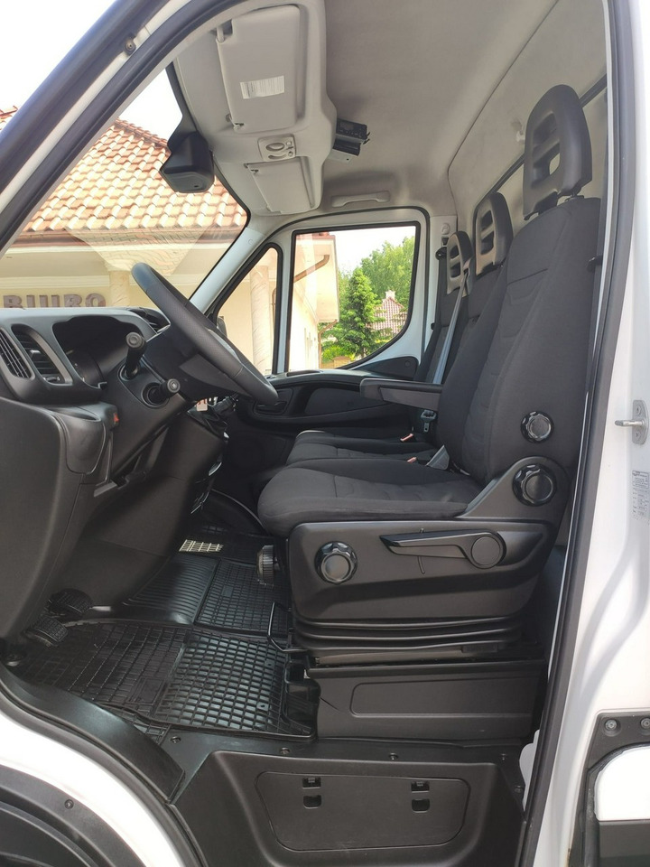 Carrinha de contentor Iveco Daily 50C15 V: foto 19 Carrinha de contentor Iveco Daily 50C15 V: foto 19