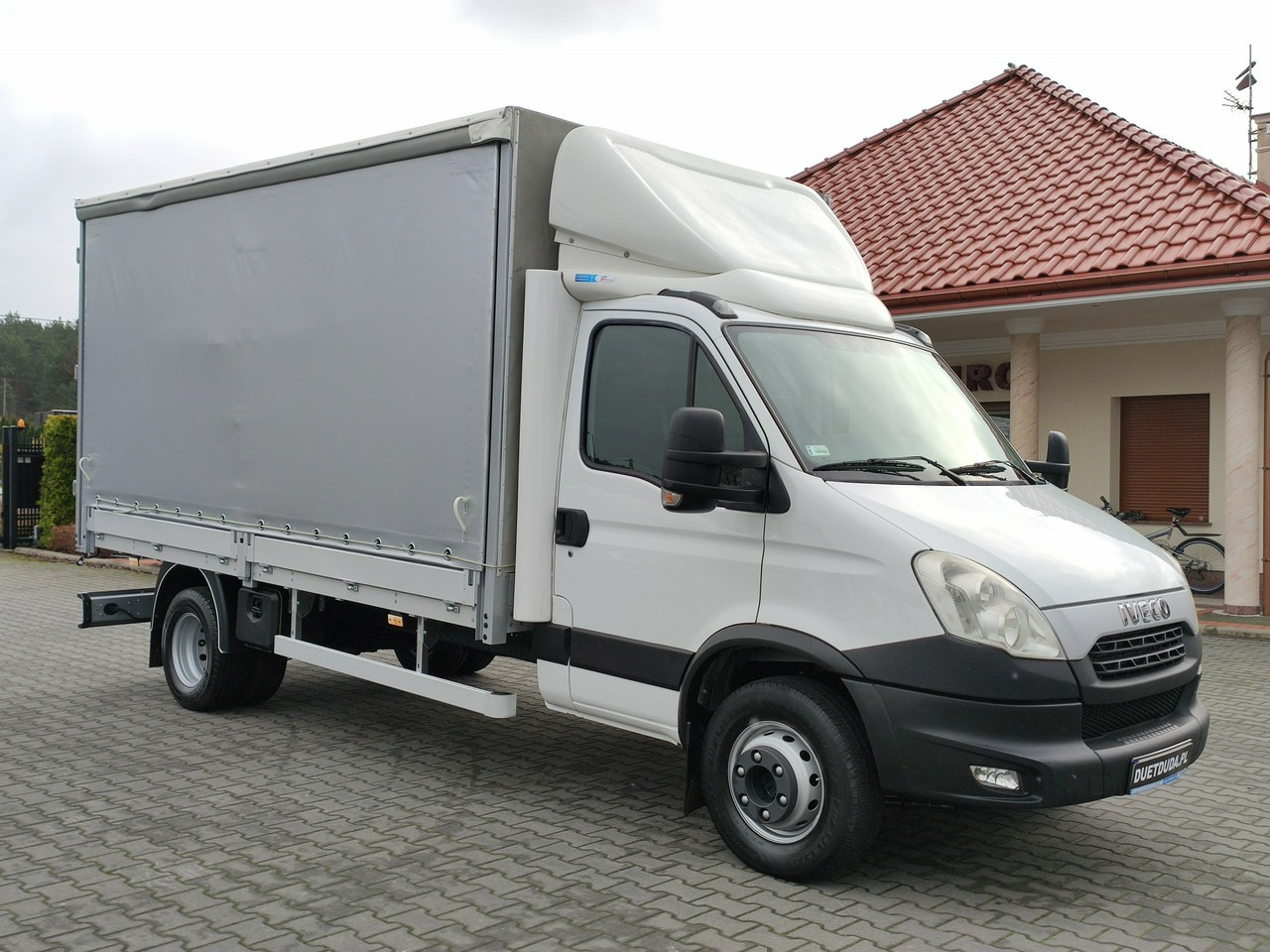 Iveco Daily 70C17 Firana Tył Drzwi Zadbany w Pełni Sprawny Super Stan - Furgão de toldo: foto 1 Iveco Daily 70C17 Firana Tył Drzwi Zadbany w Pełni Sprawny Super Stan - Furgão de toldo: foto 1