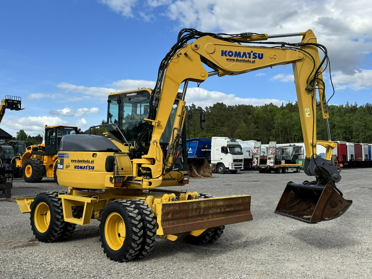 Komatsu PW 98 MR 8 Pług + Podpory 10ton Szybkozłącze - Escavadeira de rodas: foto 2 Komatsu PW 98 MR 8 Pług + Podpory 10ton Szybkozłącze - Escavadeira de rodas: foto 2