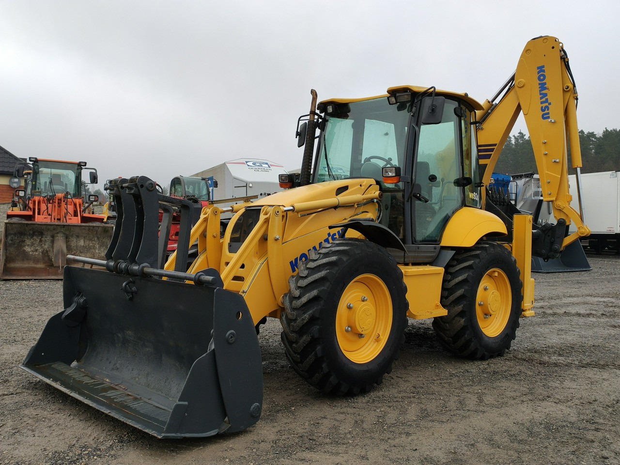 Komatsu WB 93S-5E0 Bez Luzów Zadbana Sprawna Super Stan !!! - Retroescavadeira: foto 1 Komatsu WB 93S-5E0 Bez Luzów Zadbana Sprawna Super Stan !!! - Retroescavadeira: foto 1