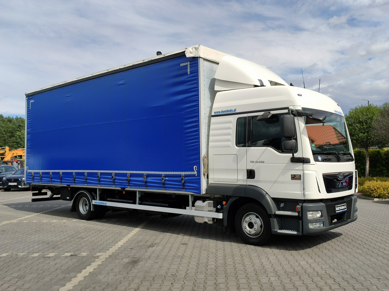 MAN TGL12.250 E6 Firana Tył Drzwi Dach Zsuwany Bogato Wyposażony - Caminhão com lona: foto 5 MAN TGL12.250 E6 Firana Tył Drzwi Dach Zsuwany Bogato Wyposażony - Caminhão com lona: foto 5