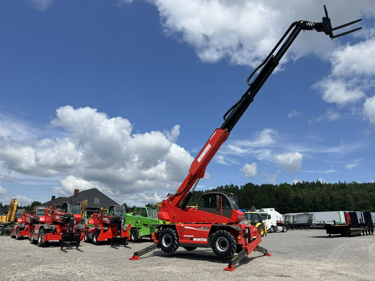 Manitou MRT 2150 + ROTO Ładowarka Teleskopowa Obrotowa - Empilhador telescópico: foto 1 Manitou MRT 2150 + ROTO Ładowarka Teleskopowa Obrotowa - Empilhador telescópico: foto 1