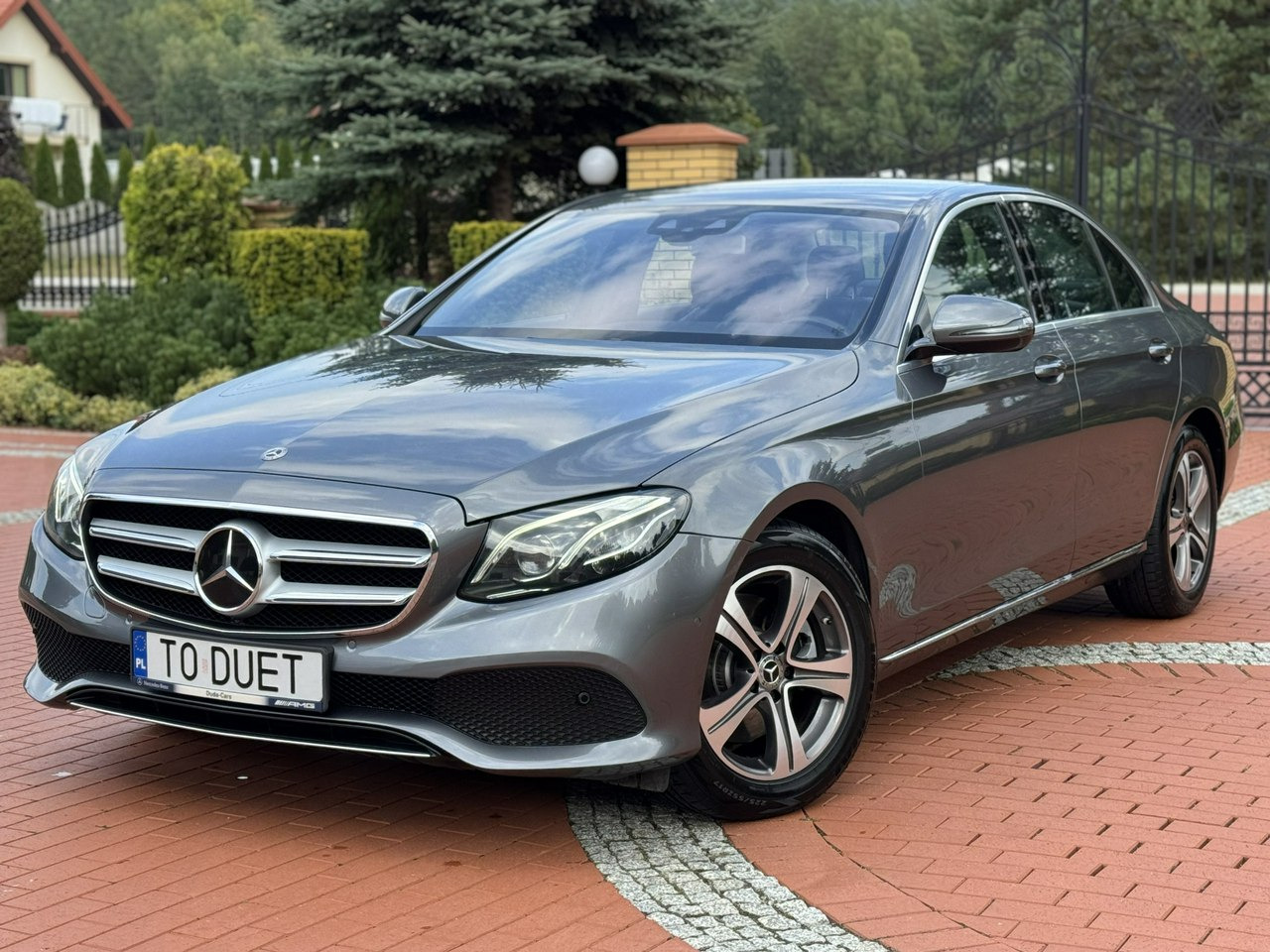 Mercedes E 220 - Sedã: foto 3 Mercedes E 220 - Sedã: foto 3