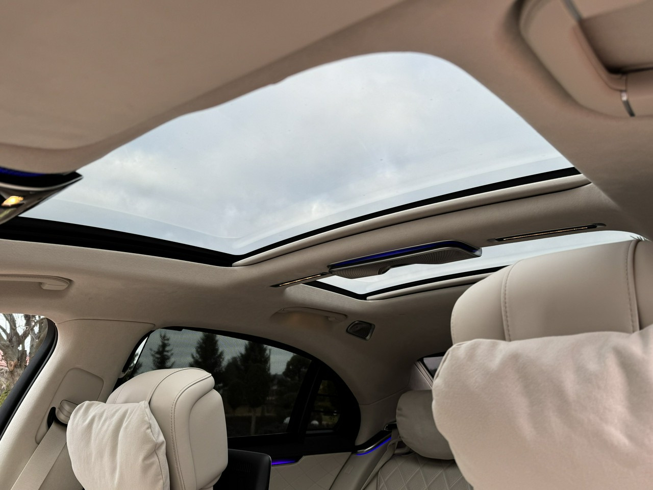 Sedã Mercedes S 450: foto 43
