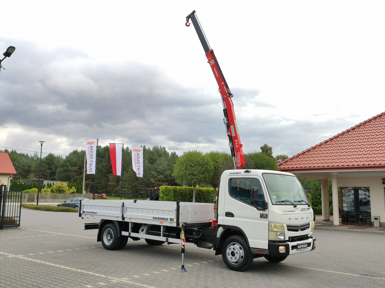 Mitsubishi Canter Fuso 7C15 3.0/150KM HDS FASSI F40 UNIKAT Super Stan !!! - Camião de caixa aberta/ Plataforma, Caminhão grua: foto 5 Mitsubishi Canter Fuso 7C15 3.0/150KM HDS FASSI F40 UNIKAT Super Stan !!! - Camião de caixa aberta/ Plataforma, Caminhão grua: foto 5