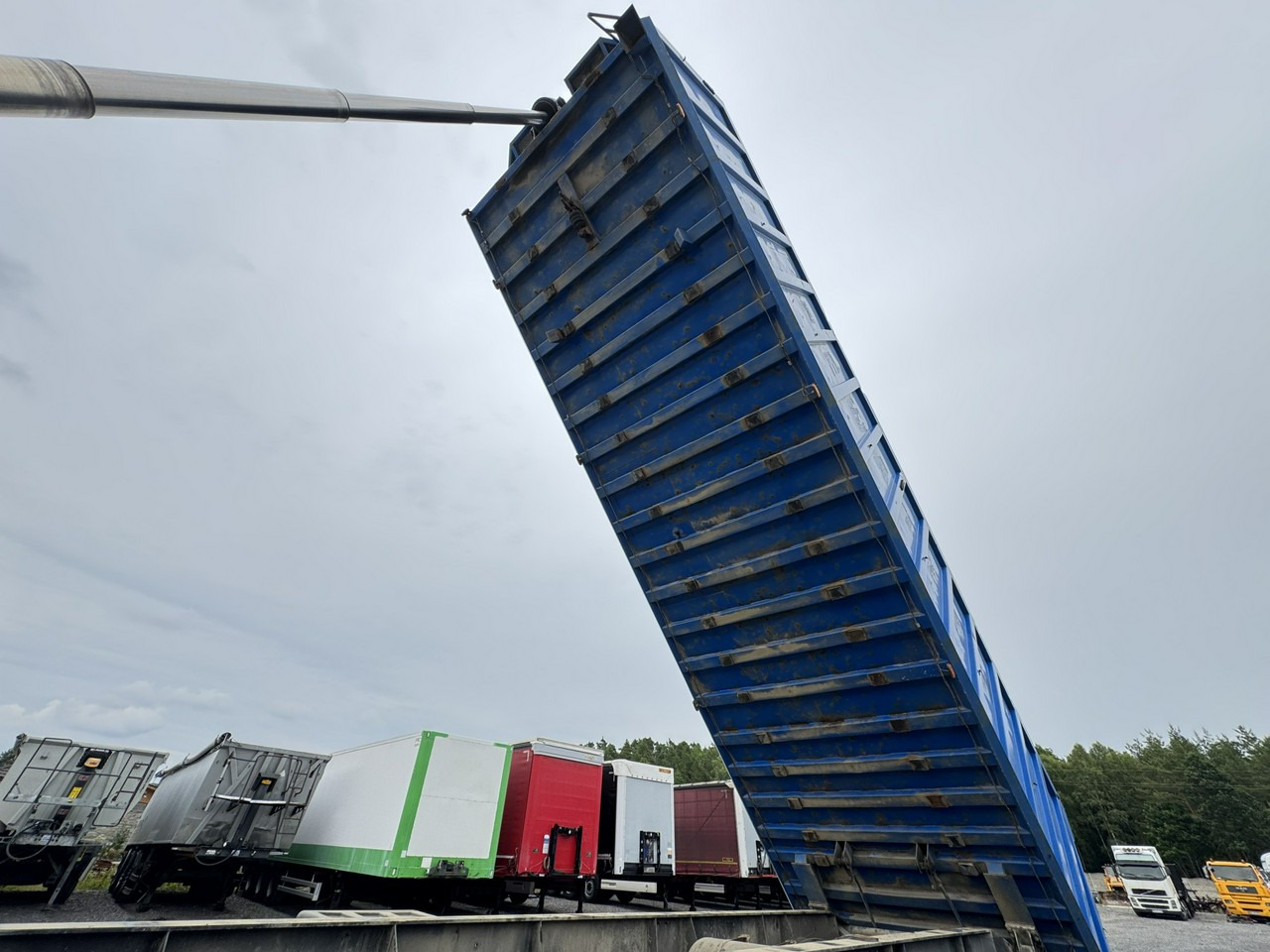 Ovibos Kargomil 35m STALOWA OKAZJA Stan Dobry !!! - Semireboque basculante: foto 3 Ovibos Kargomil 35m STALOWA OKAZJA Stan Dobry !!! - Semireboque basculante: foto 3