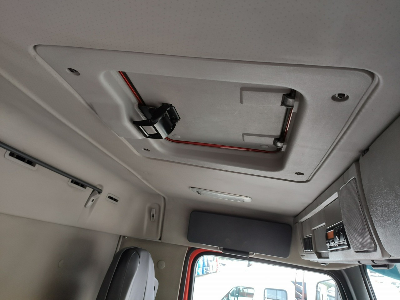 Caminhão basculante, Caminhão grua Volvo FMX 410 6x4 13L HDS Radiowy Hydroburta: foto 39