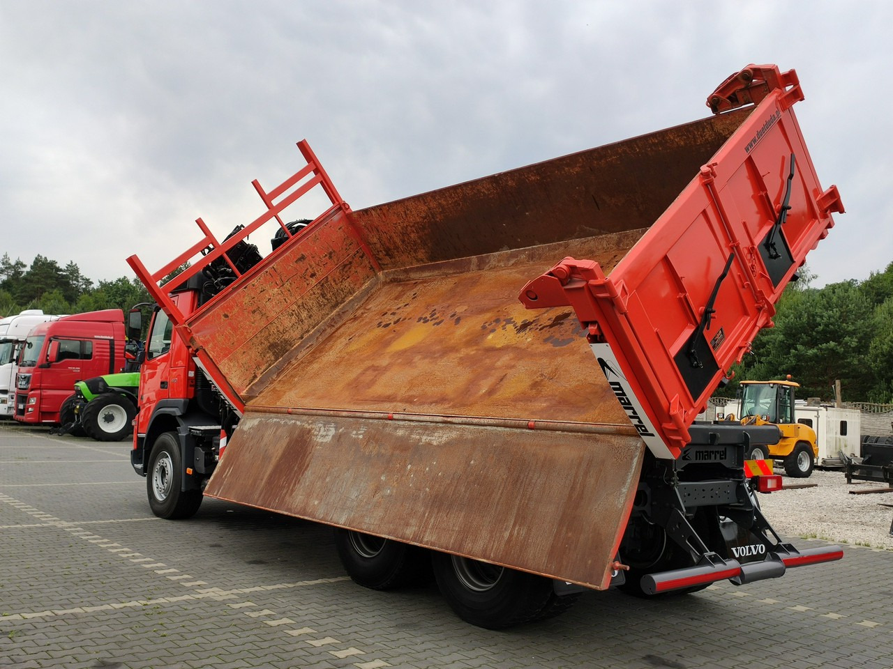 Caminhão basculante, Caminhão grua Volvo FMX 410 6x4 13L HDS Radiowy Hydroburta: foto 47