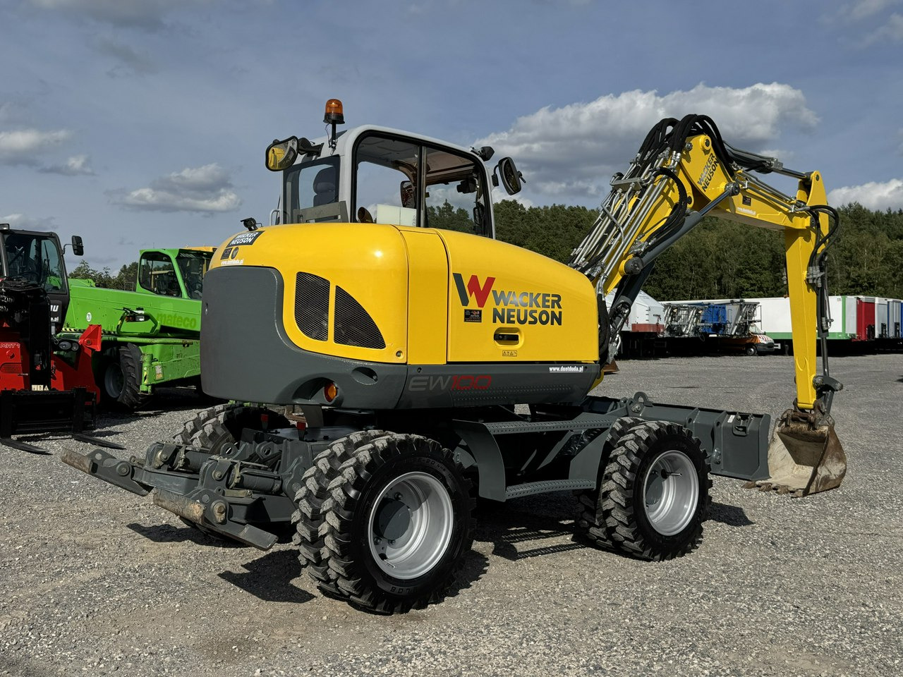 Wacker Neuson EW100 Pług + Podpory 10 ton Szybkozłącze Klimatyzacja - Escavadeira de rodas: foto 2 Wacker Neuson EW100 Pług + Podpory 10 ton Szybkozłącze Klimatyzacja - Escavadeira de rodas: foto 2