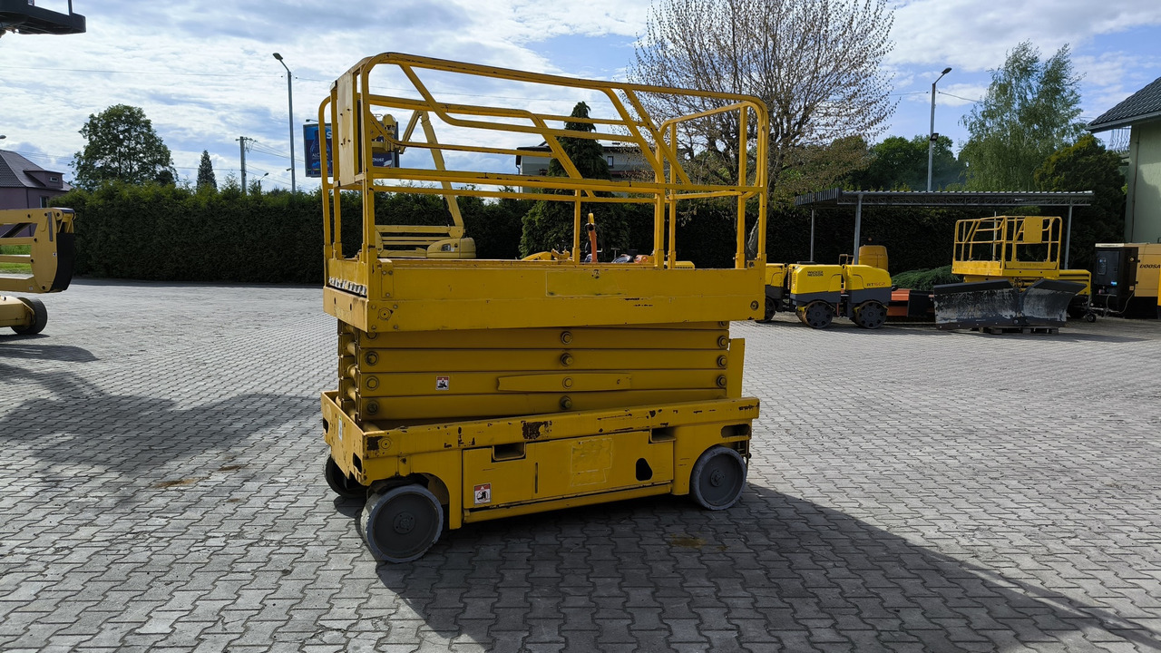 HULOTTE Compact 12 - Plataforma de Tijera/ Plataforma de tesoura: foto 5 HULOTTE Compact 12 - Plataforma de Tijera/ Plataforma de tesoura: foto 5