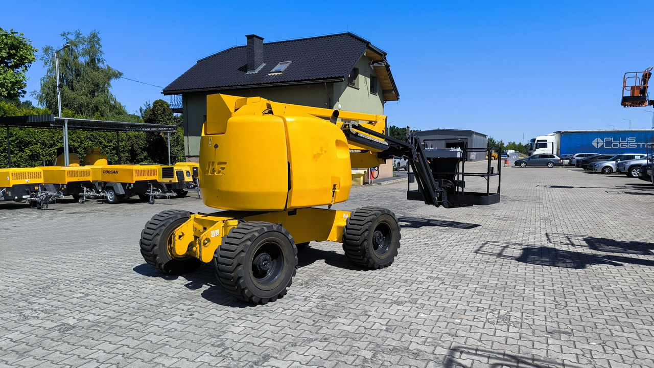 JLG 450 AJ - Plataforma articulada: foto 1 JLG 450 AJ - Plataforma articulada: foto 1