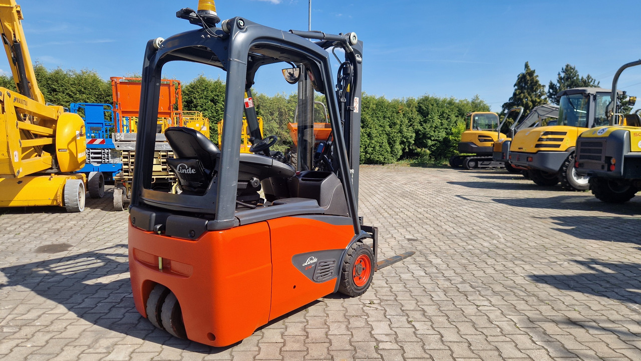 LINDE E 14 EVO - Empilhadeira elétrica: foto 2 LINDE E 14 EVO - Empilhadeira elétrica: foto 2