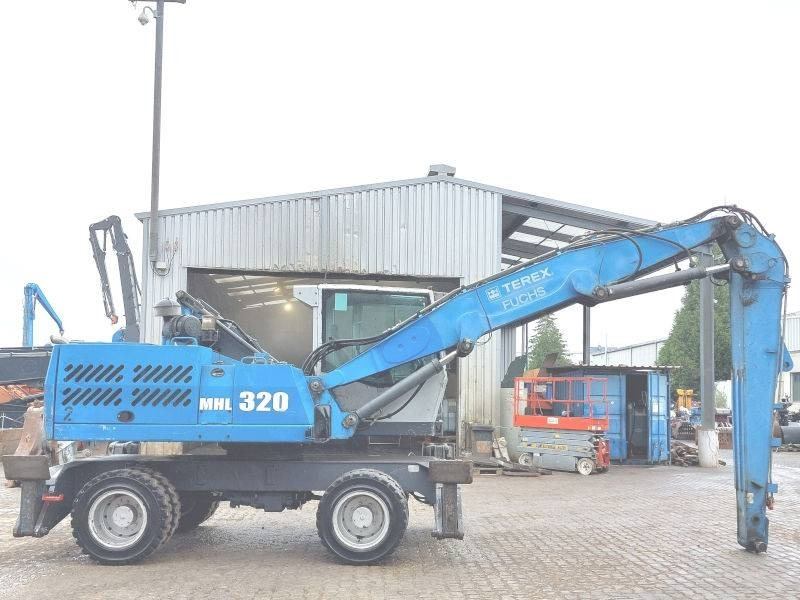 Fuchs MHL 320 D - Manipulador de material: foto 5 Fuchs MHL 320 D - Manipulador de material: foto 5