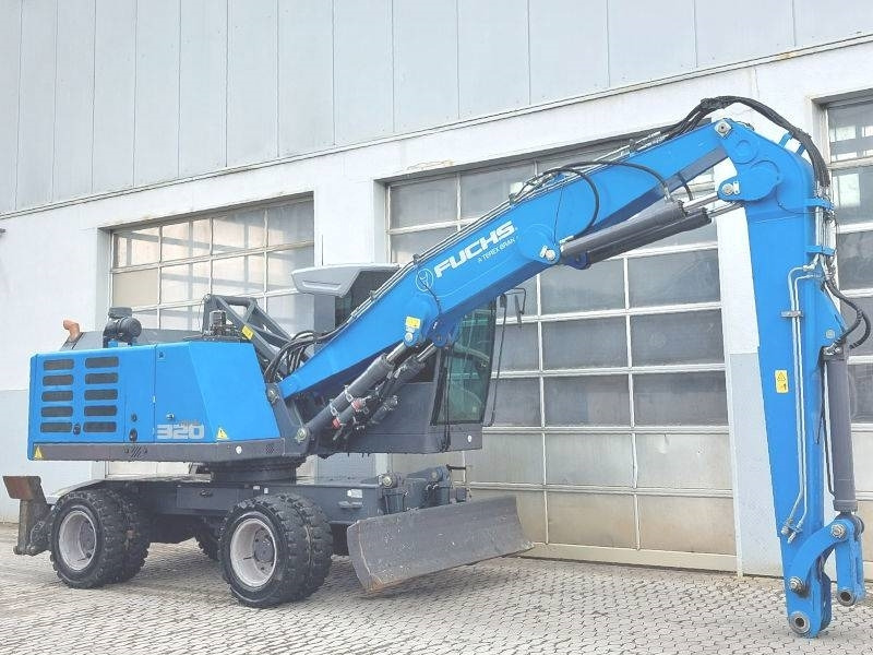 Fuchs MHL 320 F - Manipulador de material: foto 4 Fuchs MHL 320 F - Manipulador de material: foto 4