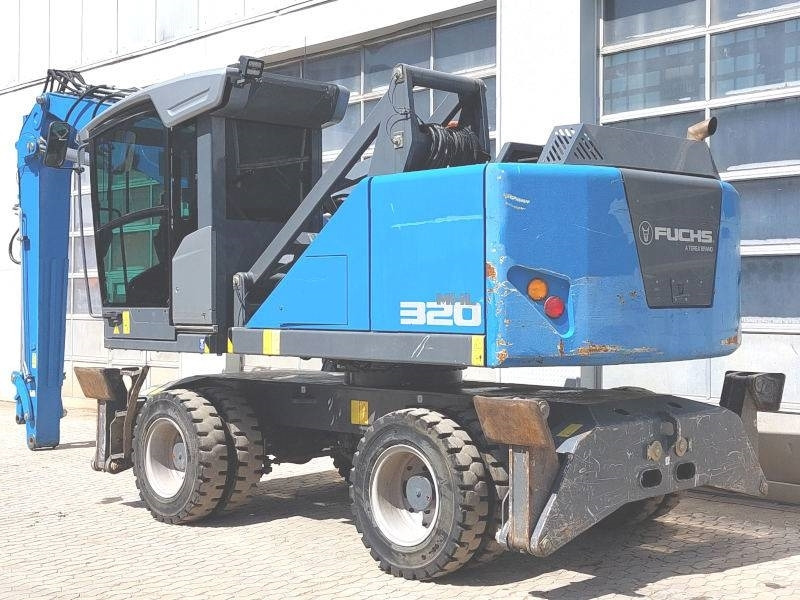 Fuchs MHL 320 F - Manipulador de material: foto 3 Fuchs MHL 320 F - Manipulador de material: foto 3